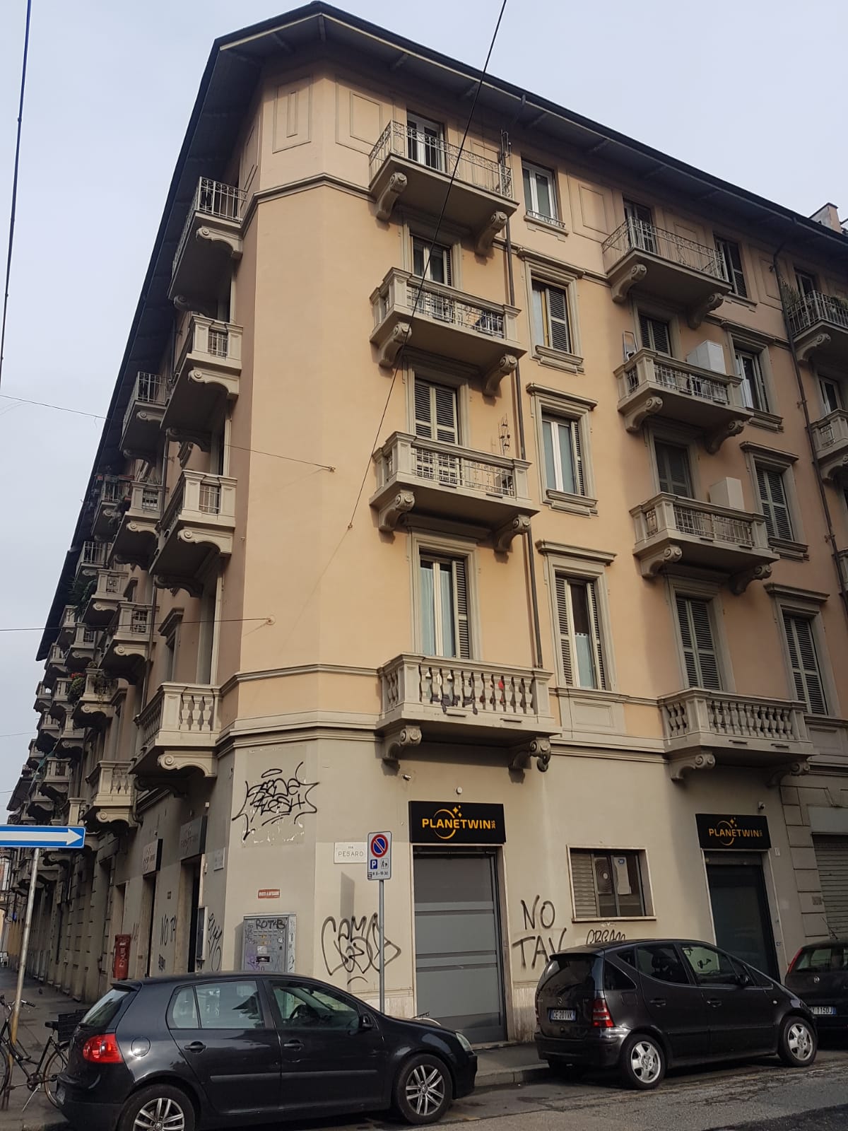Negozio Aurora